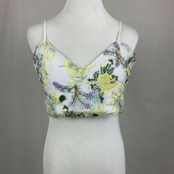 NEW Urban Outfitters embroidered crop top bralette - Picture 3 of 8